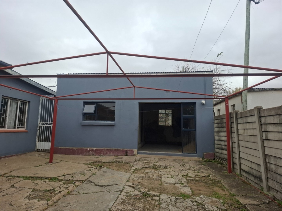 4 Bedroom Property for Sale in Kroonheuwel Free State